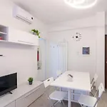 Bilocale Ta Βίλα *